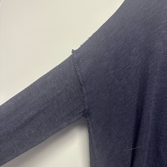 Blue Asymmetrical Oversized Blouse with open back - Picture 2 of 5